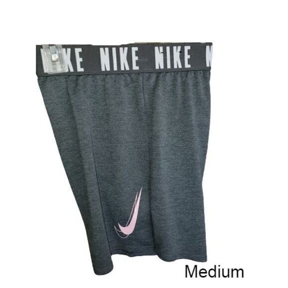 Nike Girls' Dry Trophy 6" Shorts Athletic Activewear Medium NWOT - Picture 1 of 7